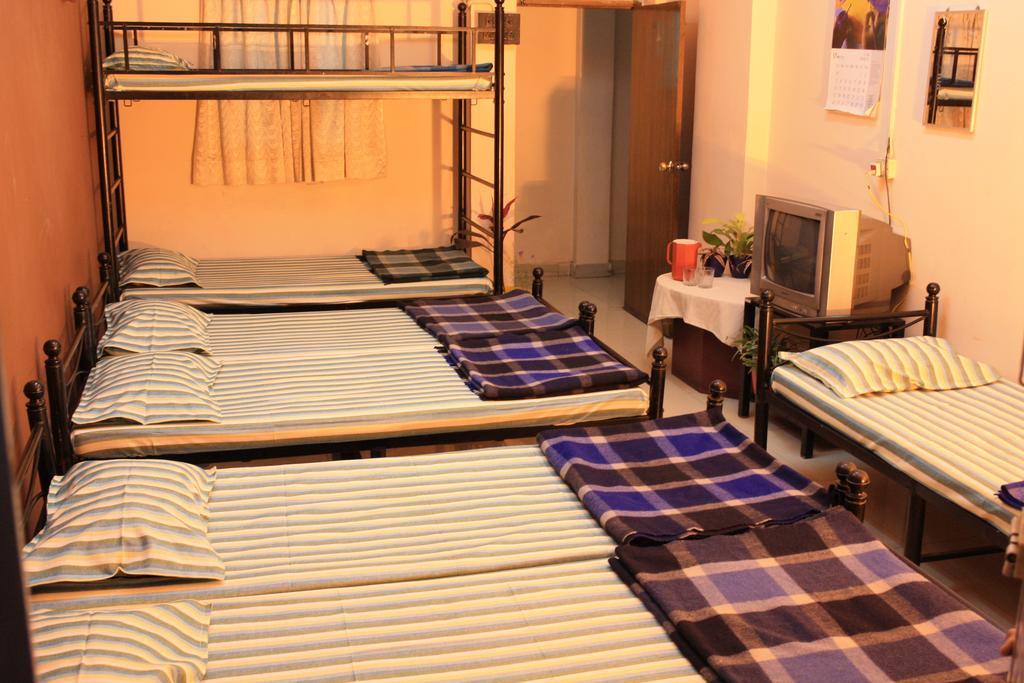 מלון העיר בנגלור Minerva Residency חדר תמונה