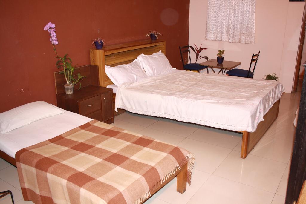 מלון העיר בנגלור Minerva Residency מראה חיצוני תמונה