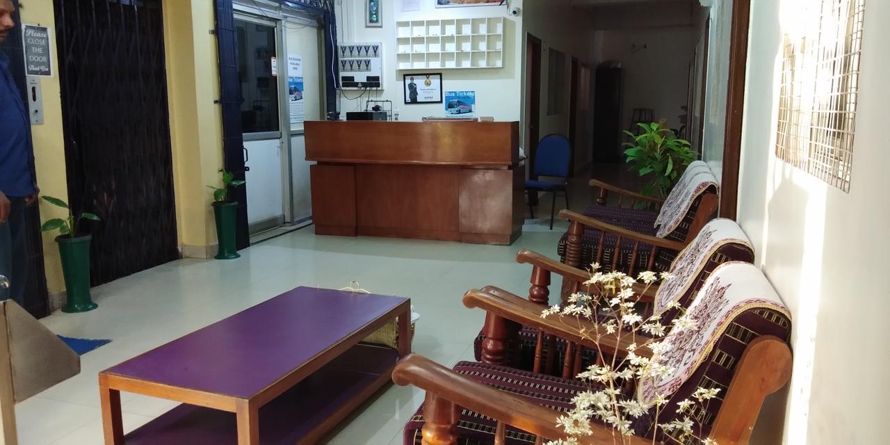 מלון העיר בנגלור Minerva Residency מראה חיצוני תמונה