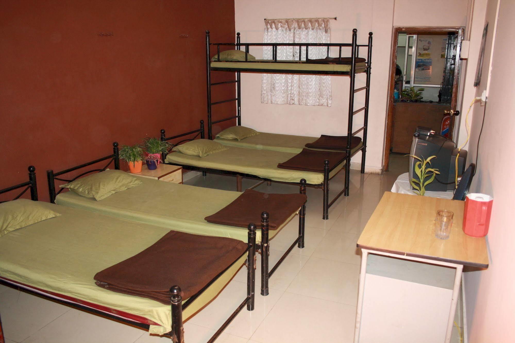מלון העיר בנגלור Minerva Residency מראה חיצוני תמונה